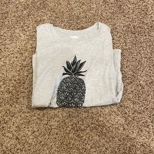 Old navy pineapple shirt